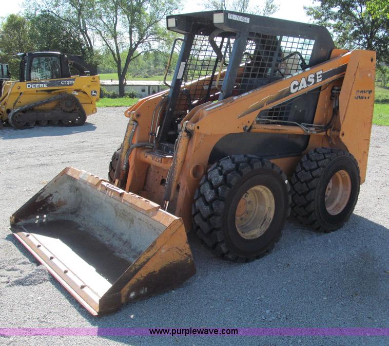 image for item E2122 2003 Case 60XT skid steer