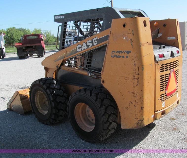 image for item E2122 2003 Case 60XT skid steer