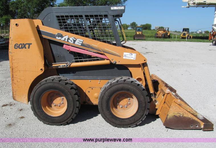 image for item E2122 2003 Case 60XT skid steer