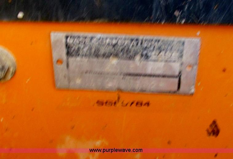 image for item E2122 2003 Case 60XT skid steer