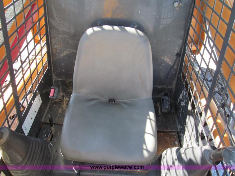 image for item E2122 2003 Case 60XT skid steer