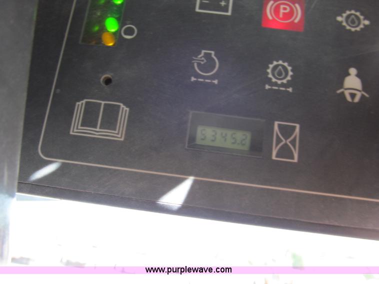 image for item E2122 2003 Case 60XT skid steer