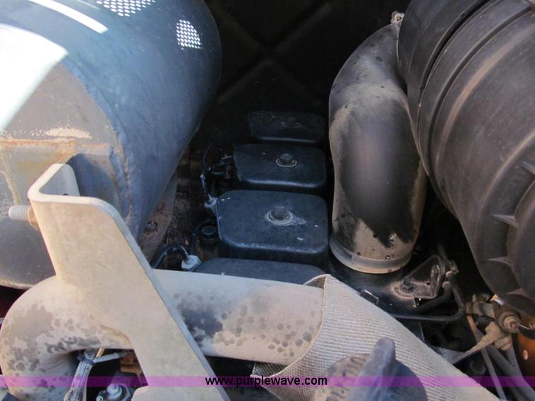 image for item E2122 2003 Case 60XT skid steer