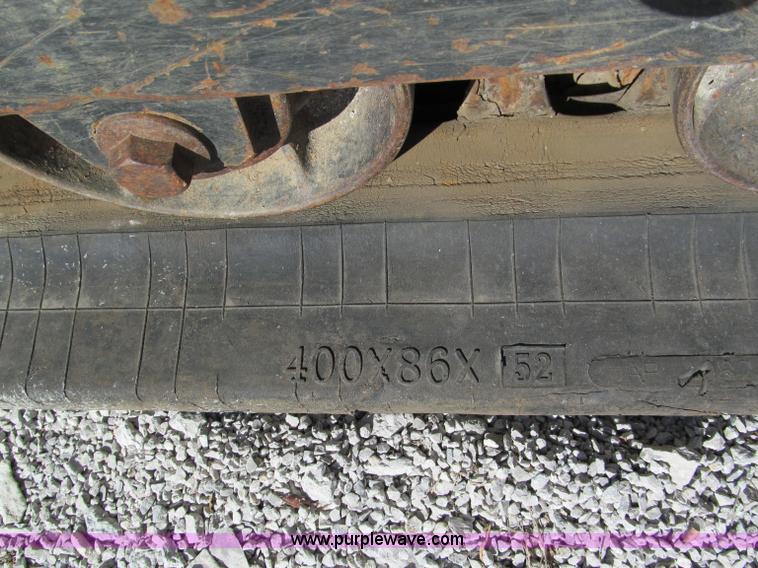 image for item E2123 2006 John Deere CT322 track skid steer