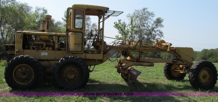 image for item E3503 1963 Caterpillar 12E motor grader
