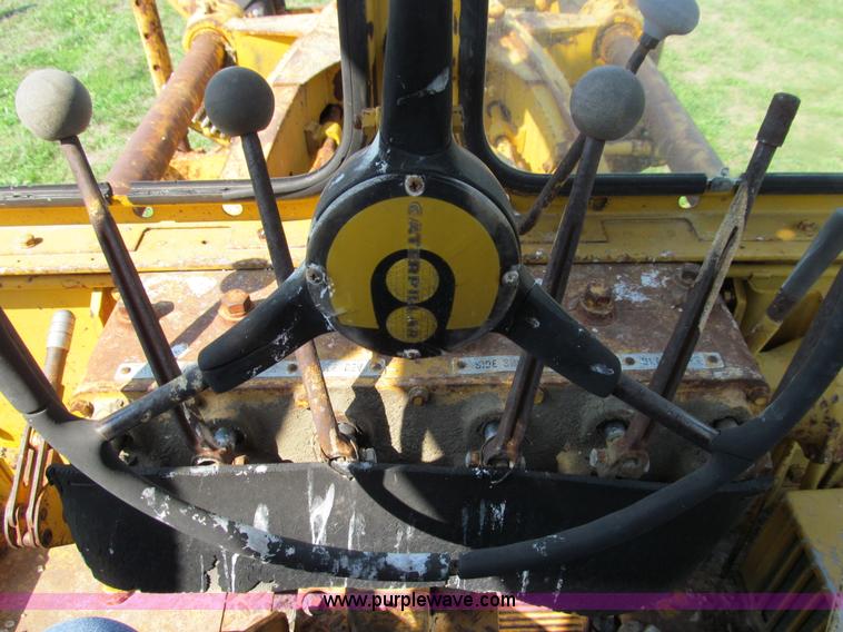 image for item E3503 1963 Caterpillar 12E motor grader