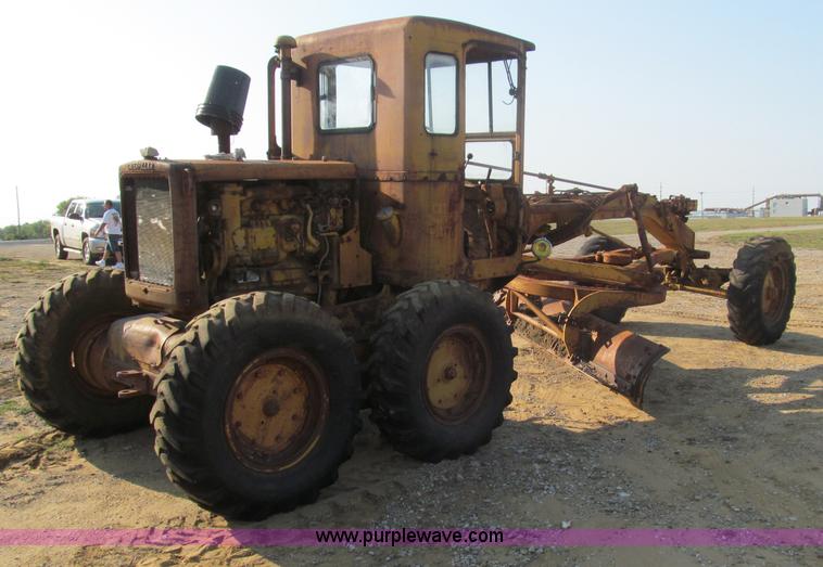 image for item F4566 Caterpillar 112 motor grader