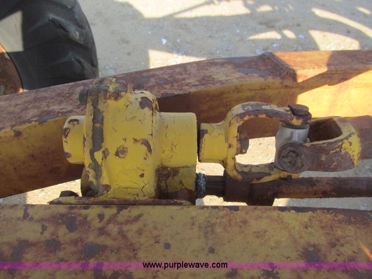 image for item F4566 Caterpillar 112 motor grader