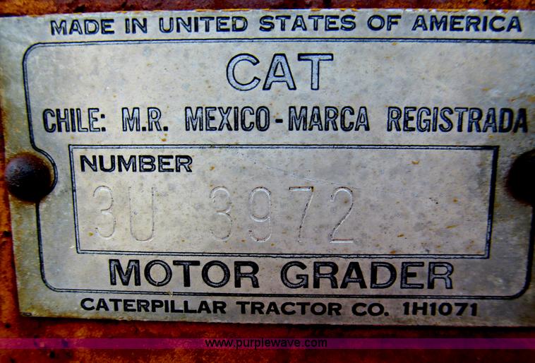 image for item F4566 Caterpillar 112 motor grader