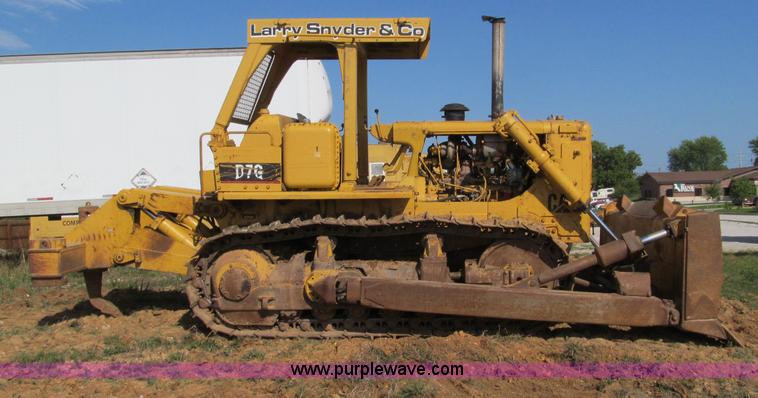 image for item F4568 1988 Caterpillar D7G dozer