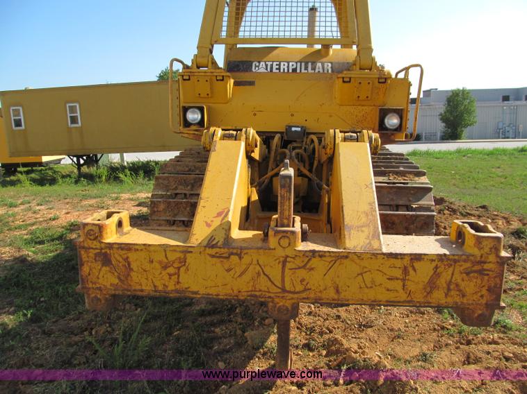 image for item F4568 1988 Caterpillar D7G dozer
