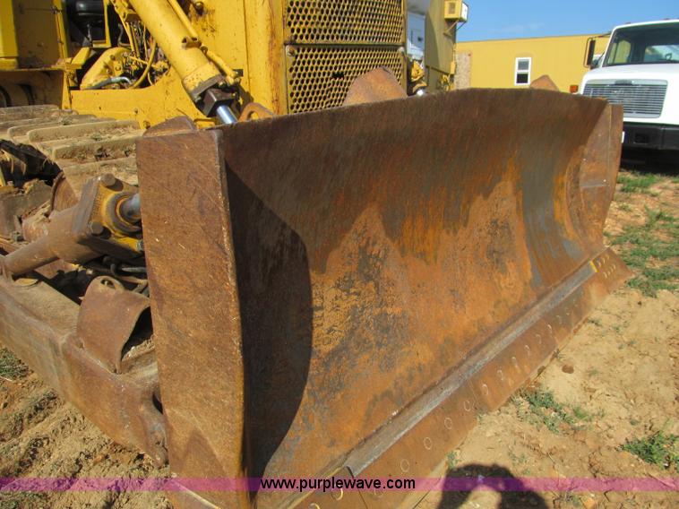 image for item F4568 1988 Caterpillar D7G dozer