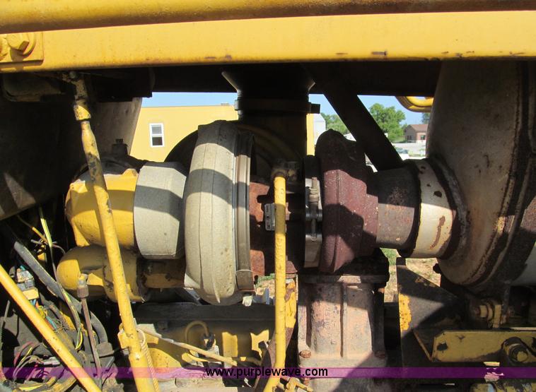 image for item F4568 1988 Caterpillar D7G dozer