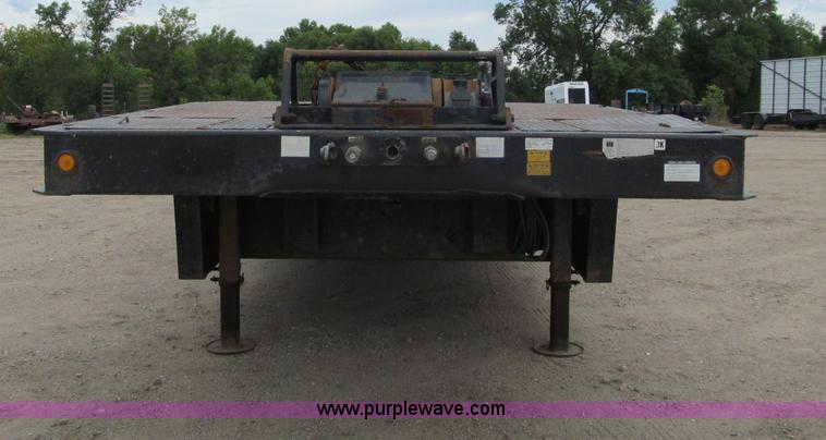 image for item F5508 2006 Trail King TK70HT-482 trailer