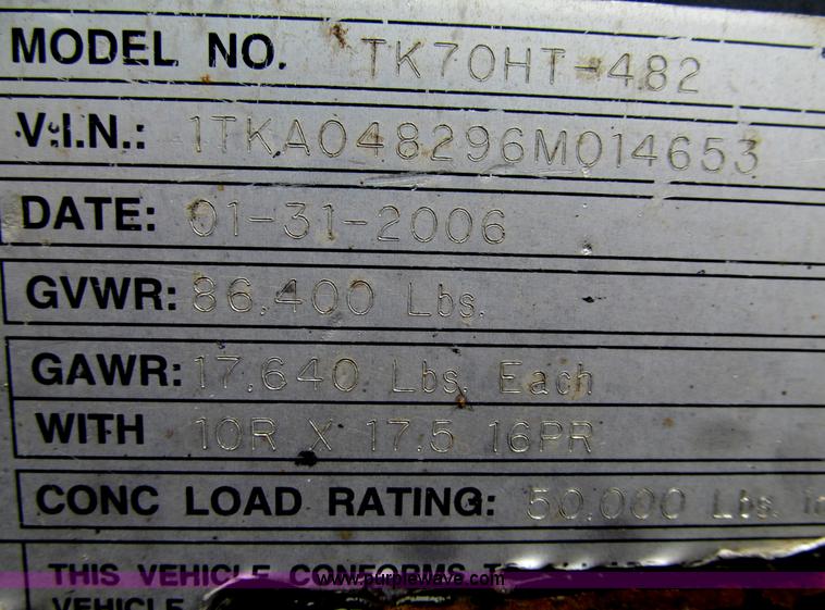 image for item F5508 2006 Trail King TK70HT-482 trailer