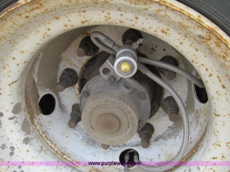 image for item F5508 2006 Trail King TK70HT-482 trailer