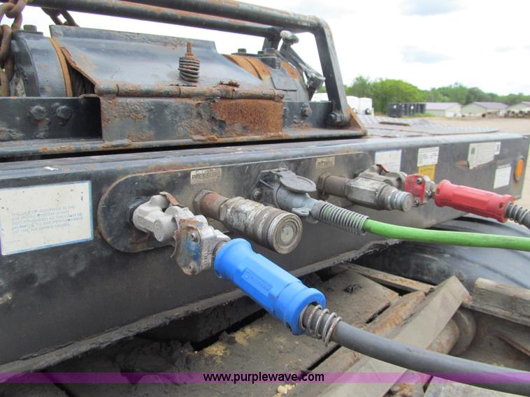 image for item F5508 2006 Trail King TK70HT-482 trailer