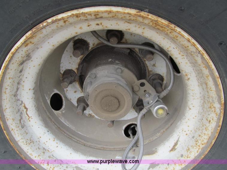 image for item F5508 2006 Trail King TK70HT-482 trailer