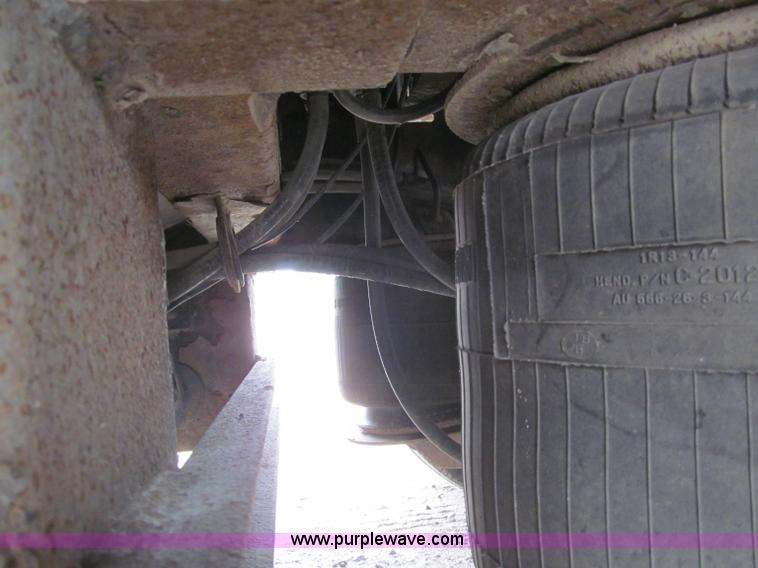 image for item F5508 2006 Trail King TK70HT-482 trailer