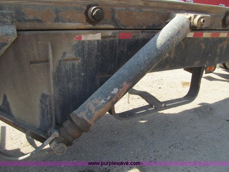 image for item F5511 1985 Galbreath TL roll-off triple axle trailer