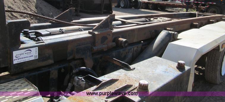 image for item F5513 McClain roll-off bed hoist