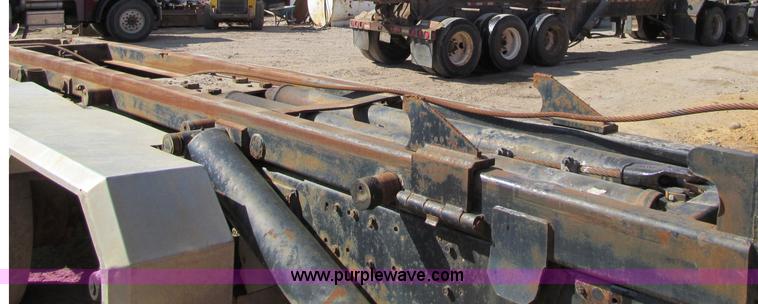 image for item F5513 McClain roll-off bed hoist