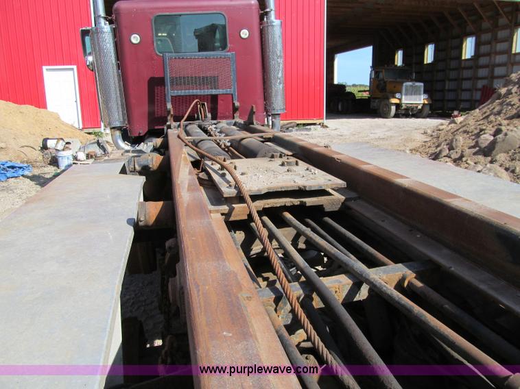 image for item F5513 McClain roll-off bed hoist