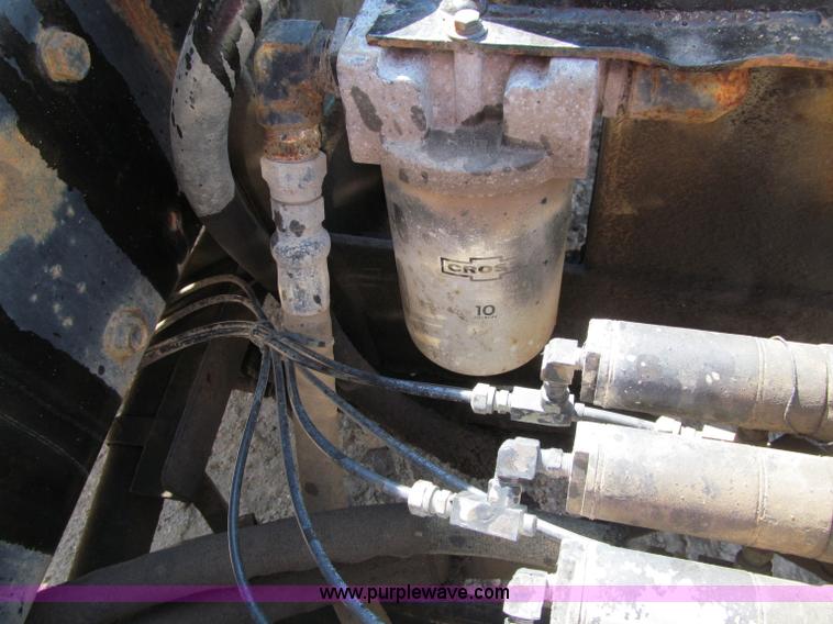 image for item F5513 McClain roll-off bed hoist