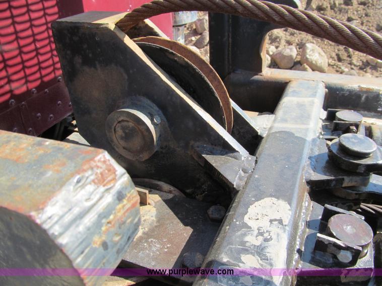 image for item F5513 McClain roll-off bed hoist