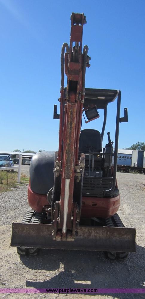 image for item F6516 2003 Ditch Witch MX27 mini excavator