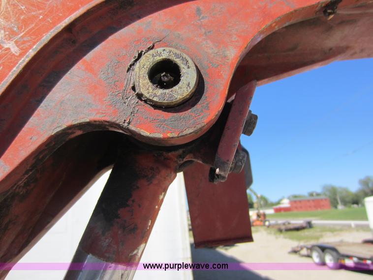 image for item F6516 2003 Ditch Witch MX27 mini excavator