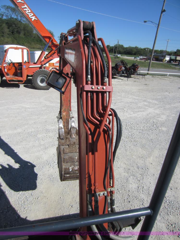 image for item F6516 2003 Ditch Witch MX27 mini excavator