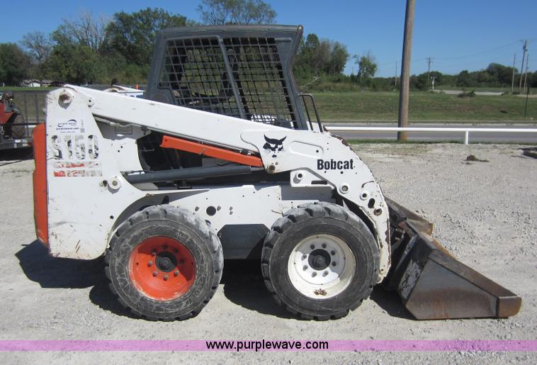 image for item F6517 Bobcat S150 skid steer
