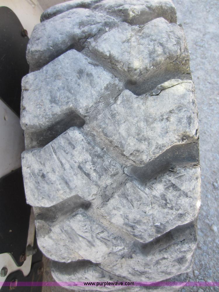 image for item F6517 Bobcat S150 skid steer