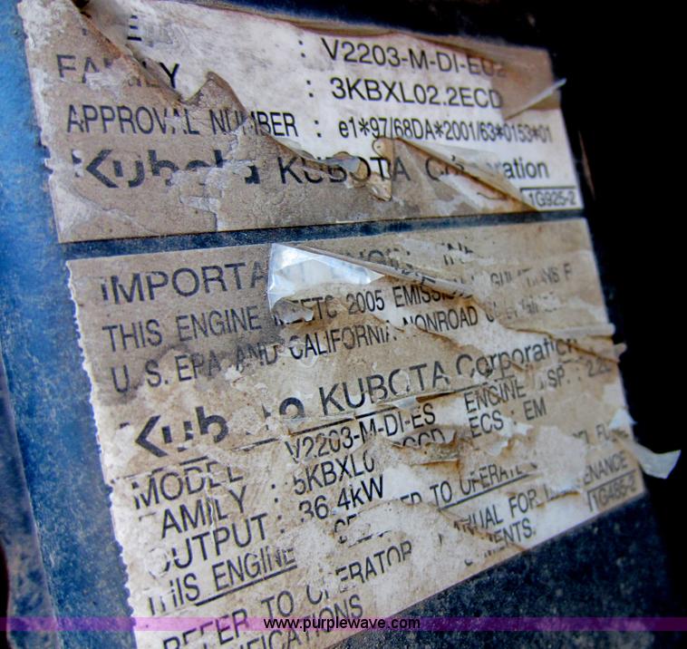 image for item F6517 Bobcat S150 skid steer