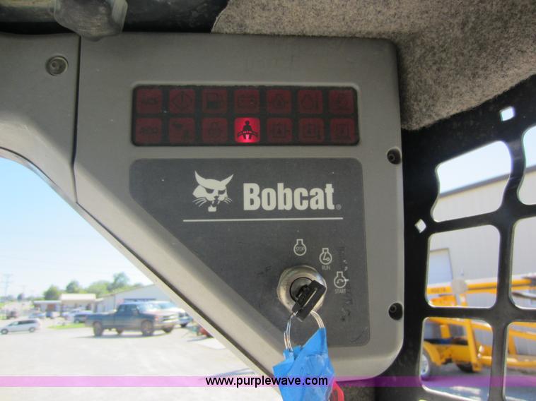 image for item F6517 Bobcat S150 skid steer