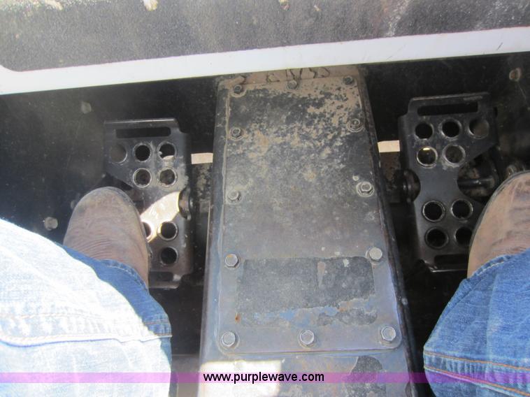 image for item F6517 Bobcat S150 skid steer