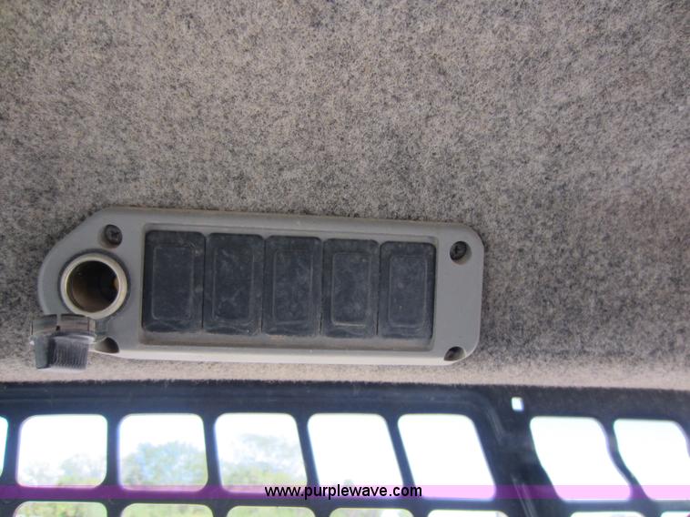 image for item F6517 Bobcat S150 skid steer