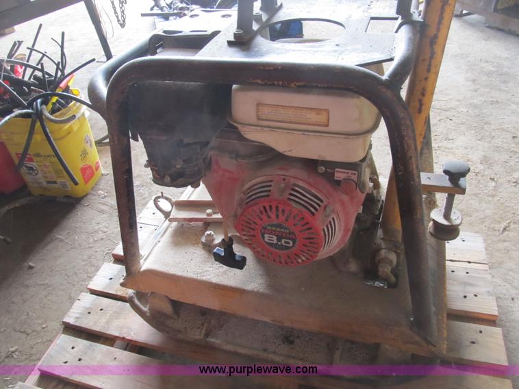 image for item K9367 Wacker vibratory plate compactor