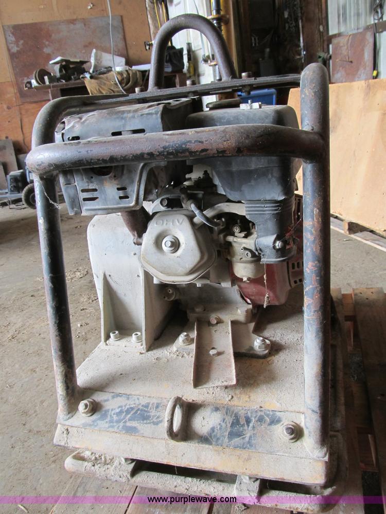 image for item K9367 Wacker vibratory plate compactor