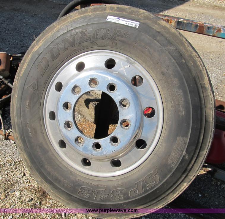 image for item K9370 (2) 11R22.5 tires