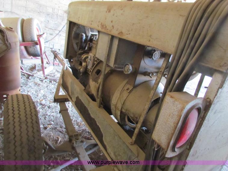 image for item N9145 Shield Arc portable welder