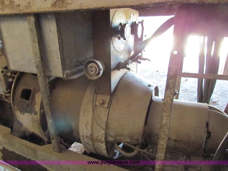 image for item N9145 Shield Arc portable welder