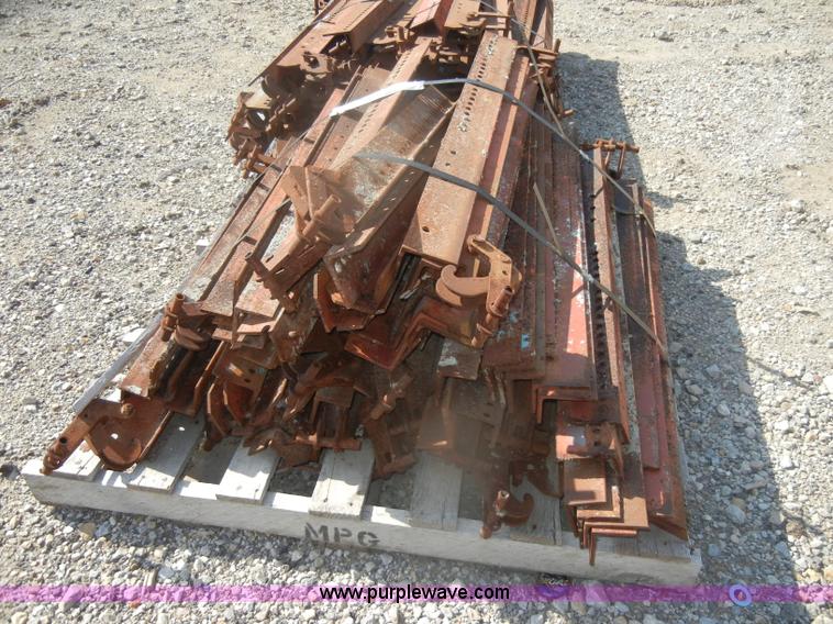 image for item U9265 Approximately 255 column form brackets