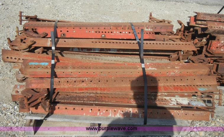 image for item U9265 Approximately 255 column form brackets