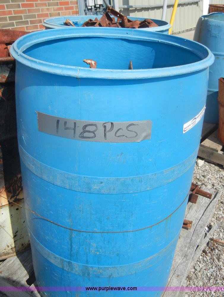 image for item U9271 Approximately 400 Symons Wailer connectors