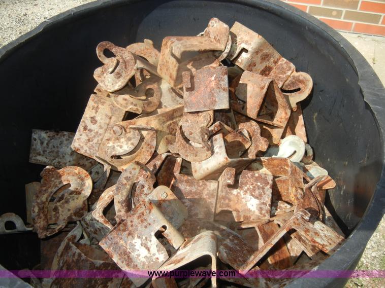 image for item U9274 Approximately (417) Jahn Wailer brackets