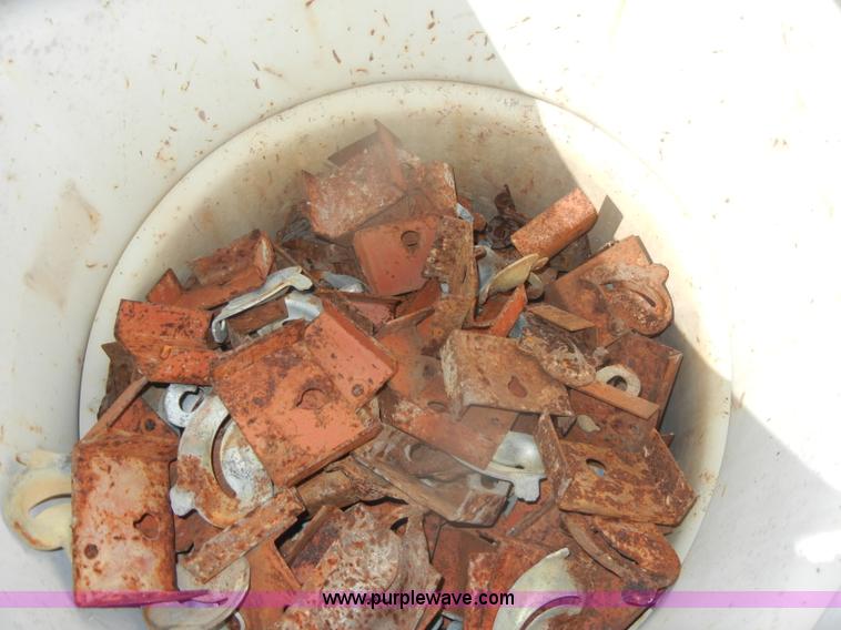 image for item U9275 Assorted brackets