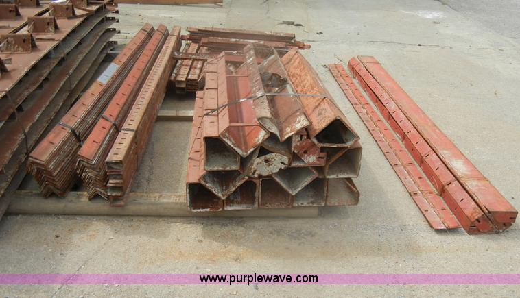 image for item U9280 Assorted concrete form braces