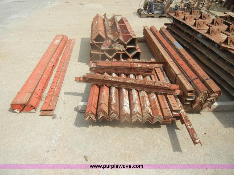 image for item U9280 Assorted concrete form braces